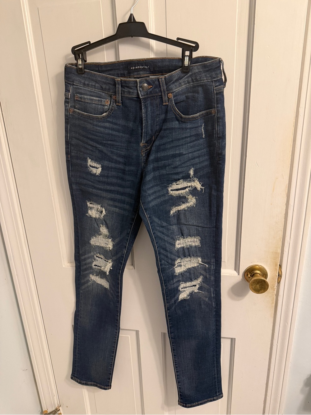 Aeropostale Men’s Dark Blue Ripped Skinny Jeans